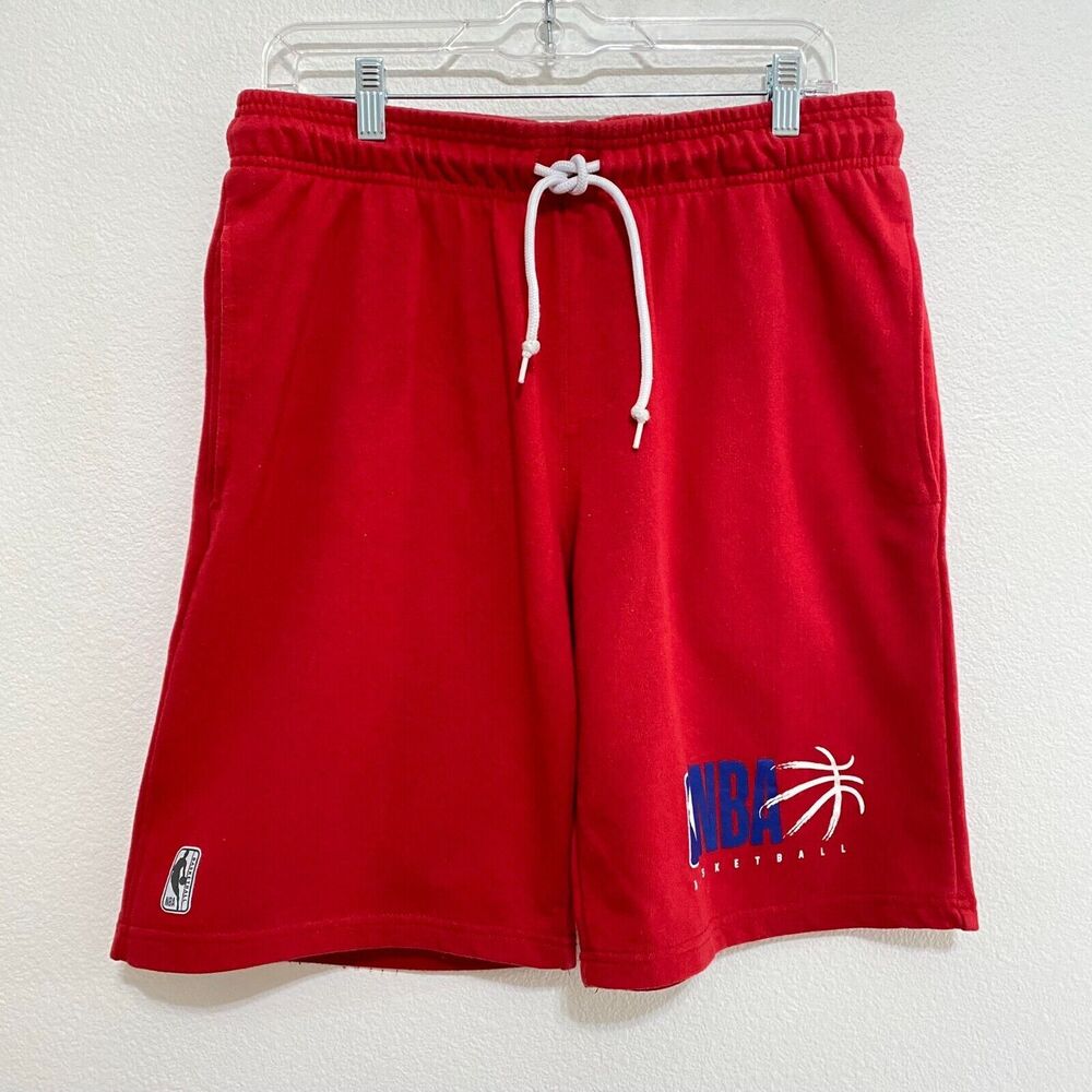 NBA Trainer Mens Shorts Size L Comfort Fit Drawstring Pockets‎ Red